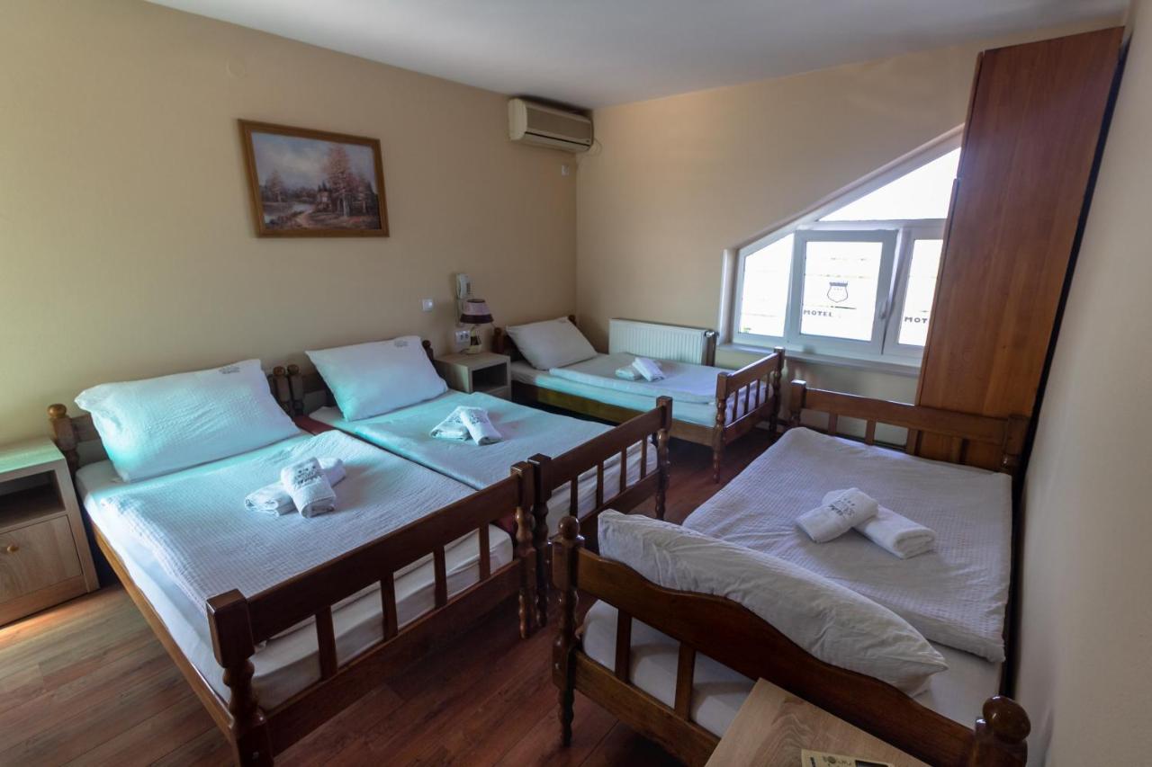 Motel Atos Laktaši Esterno foto