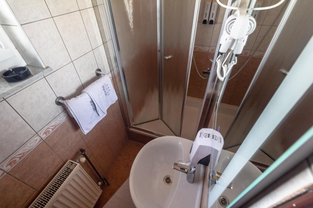 Motel Atos Laktaši Esterno foto