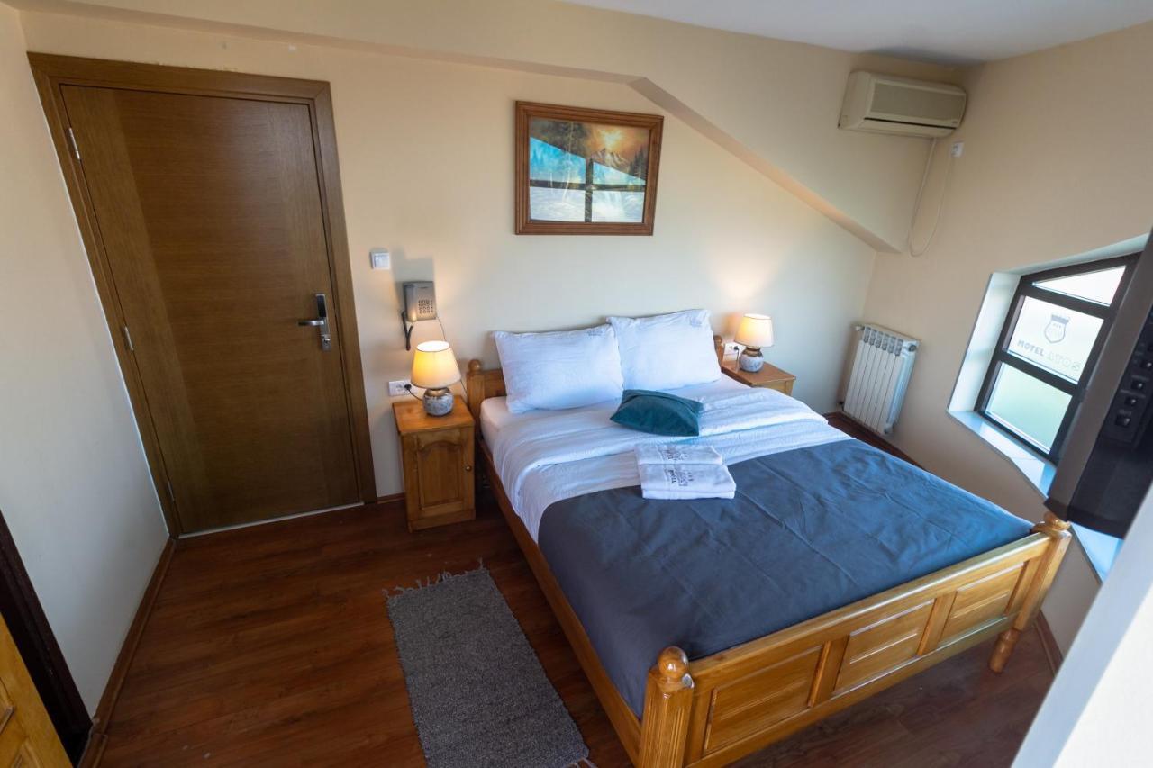 Motel Atos Laktaši Esterno foto