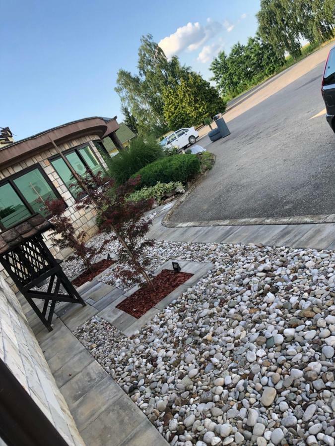 Motel Atos Laktaši Esterno foto